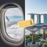 비행기 창밖 구름과 싱가포르 마리나 베이 샌즈, 슈퍼트리 그로브가 대비되며 두 장면을 연결하는 '성평스라 하슨 비행기표 2개국게'라고 적힌 황금색 티켓