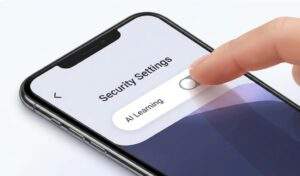 카카오 AI 개인정보: 스마트폰 화면의 '보안 설정(Security Settings)' 메뉴에서 사용자의 손가락이 'AI 학습(AI Learning)'이라고 적힌 항목 옆의 토글 스위치를 눌러서 비활성화(OFF)하는 동작을 클로즈업한 이미지.